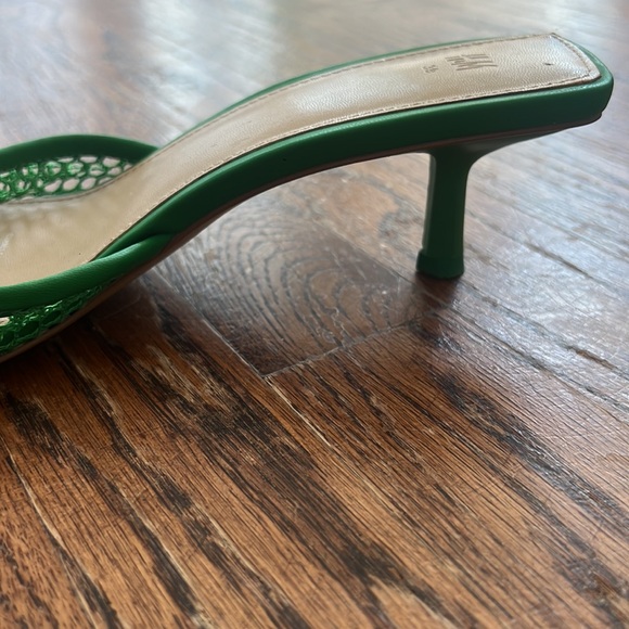 Green H&M Green mesh kitten heels - Picture 2 of 3